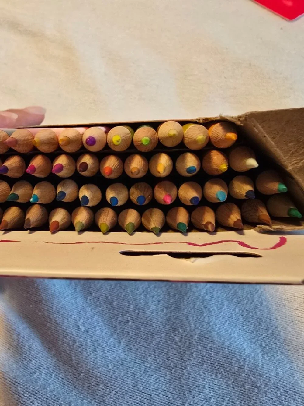 70-Count Artist Quality Colored Pencil Set - Pre-Owned